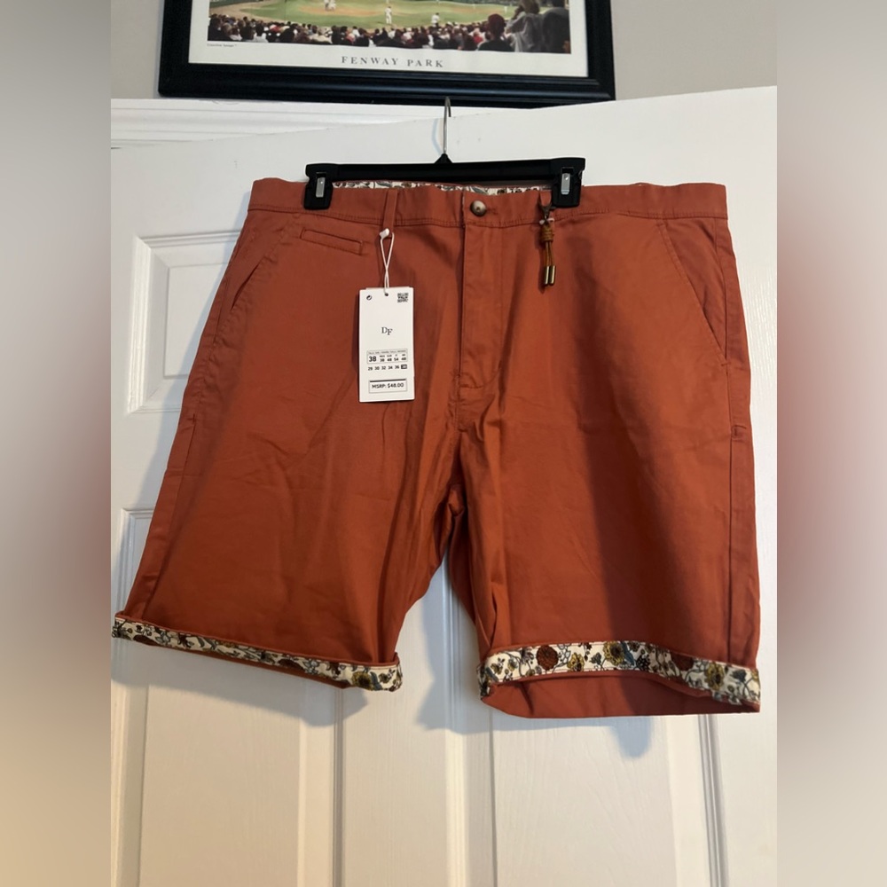 NEW men’s size 38 shorts